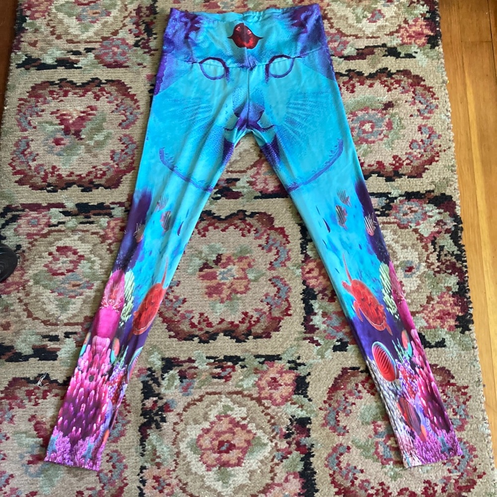 Novelty Cat Butt and Tropical Fish Sea leggings size medium